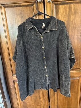 Zenana Washed Black Button-Front Women's Top - Relaxed Collared Shirt